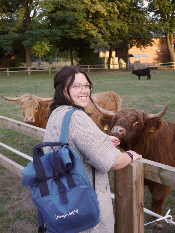 Landmädel | Rucksack mit Stick